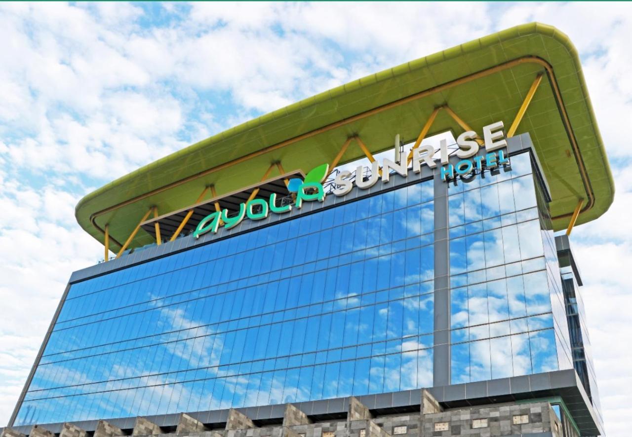Hotel Ayola Sunrise Mojokerto Exterior foto
