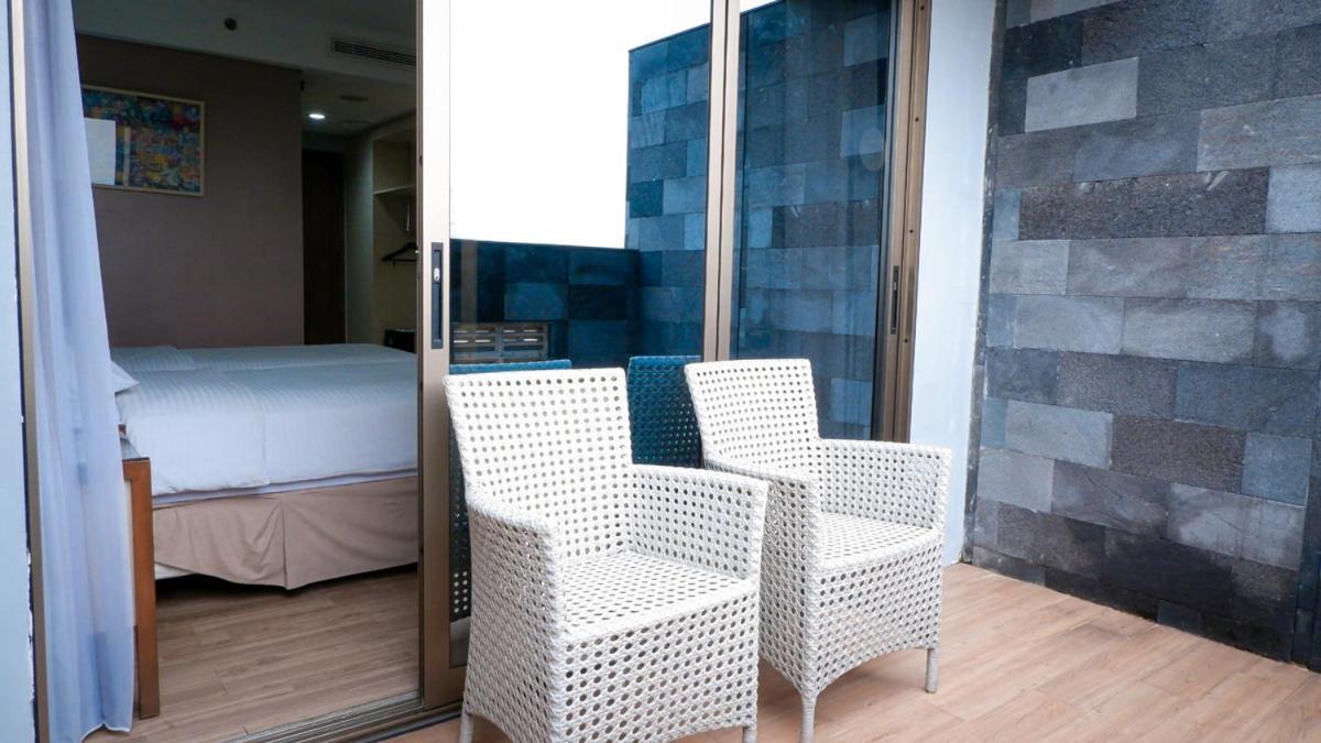 Hotel Ayola Sunrise Mojokerto Exterior foto