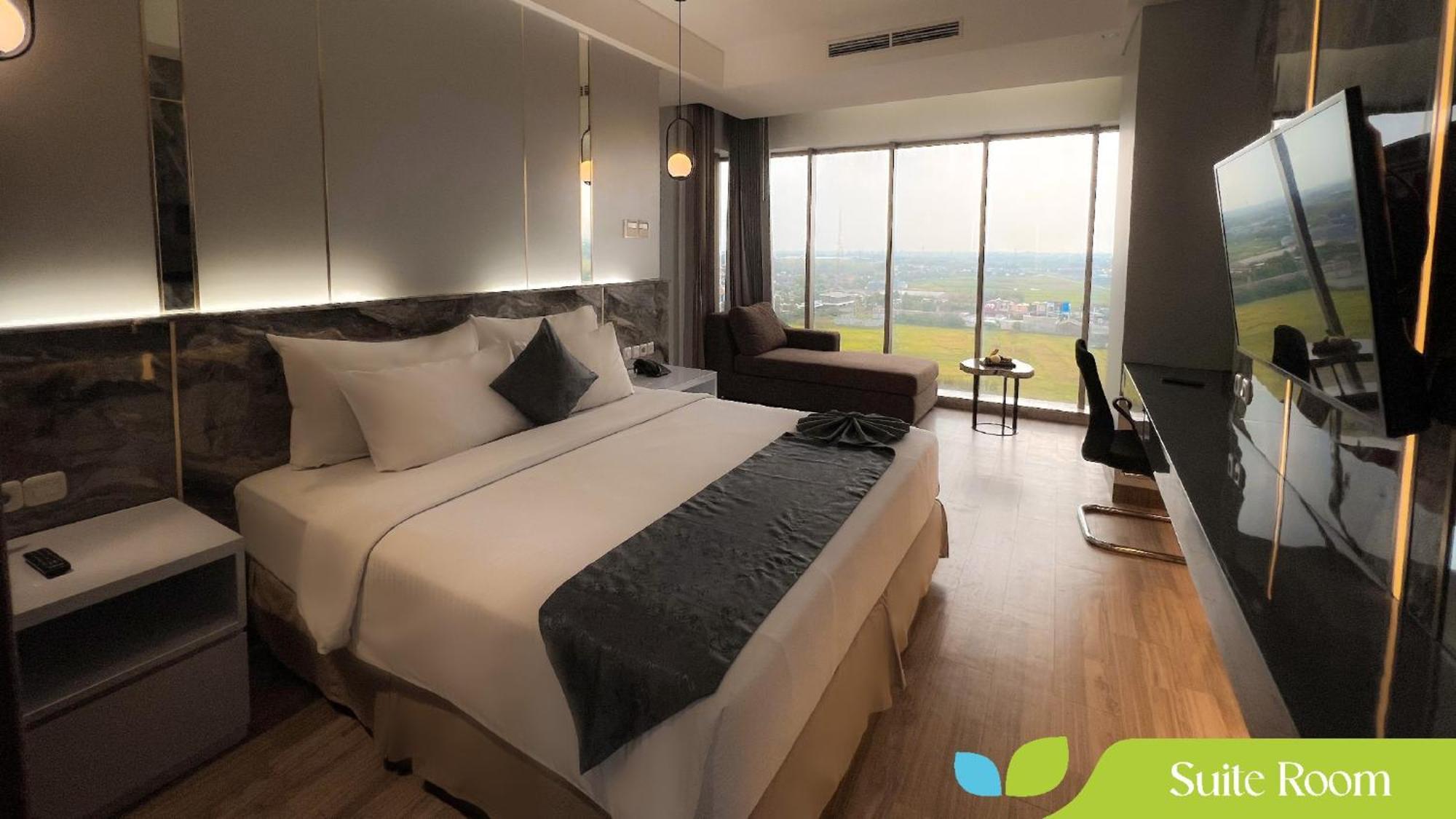 Hotel Ayola Sunrise Mojokerto Exterior foto