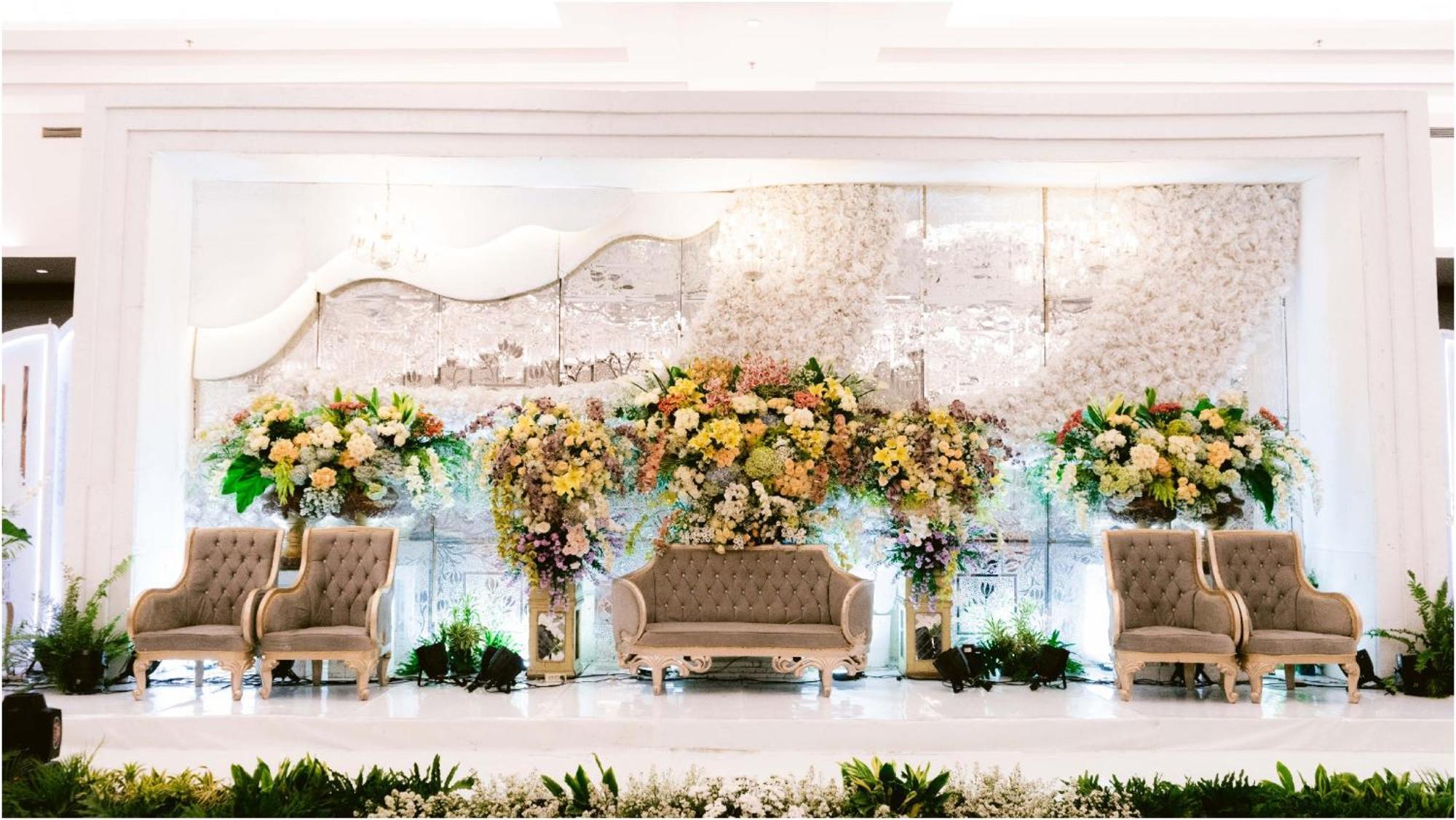 Hotel Ayola Sunrise Mojokerto Exterior foto